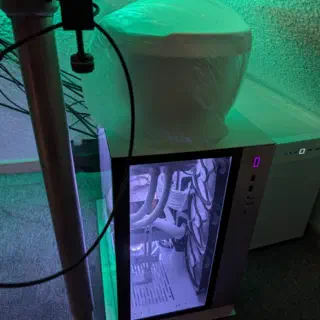 my bowl with yeast dough for a corn bread on my PC. Best place to grow is on top of the AiO ;)